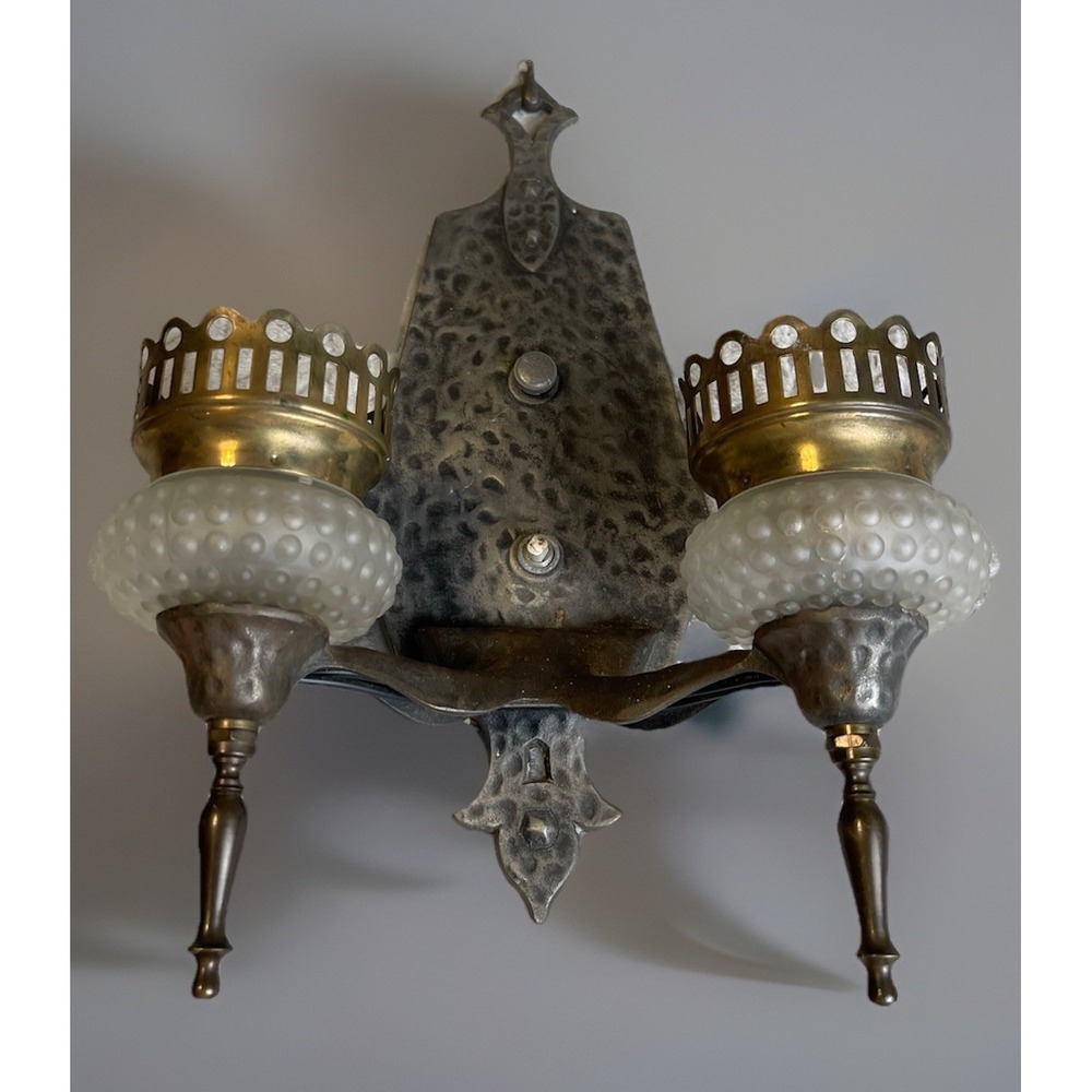 Vintage Arts & Crafts Gothic Brass wall Light SCONCE